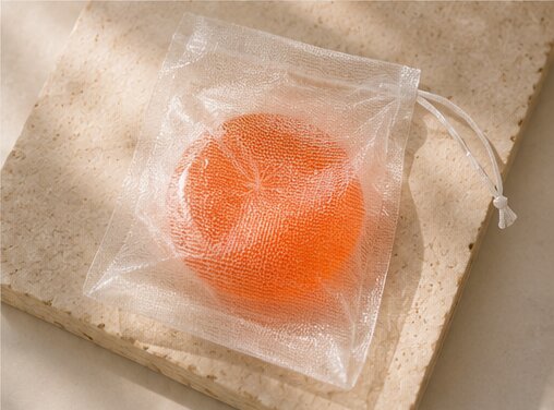 Savon au Kaki Japonais — Neutralise l'Odeur de Vieillissement (Nonénal)